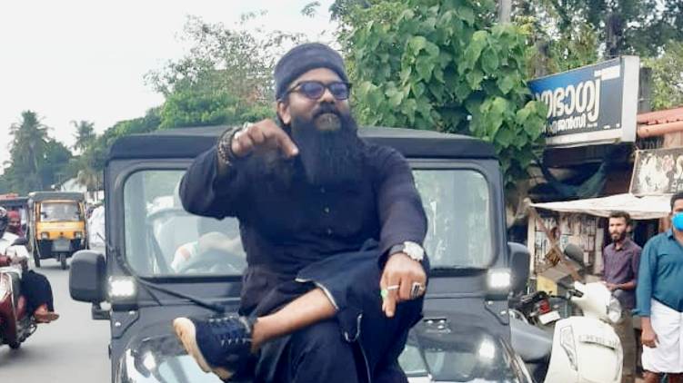 kozhikode goonda attack arrest