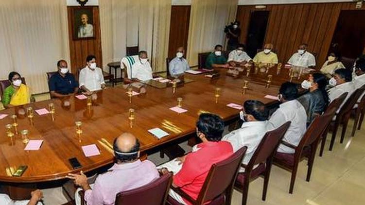 omicron kerala review meeting