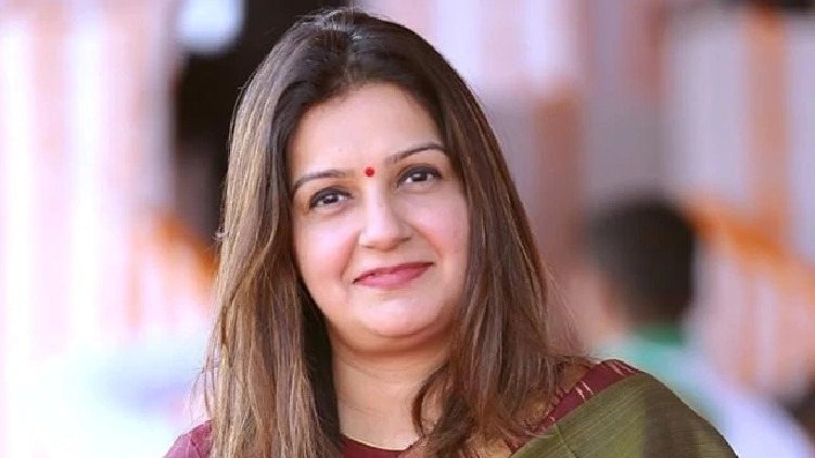 priyanka chaturvedi
