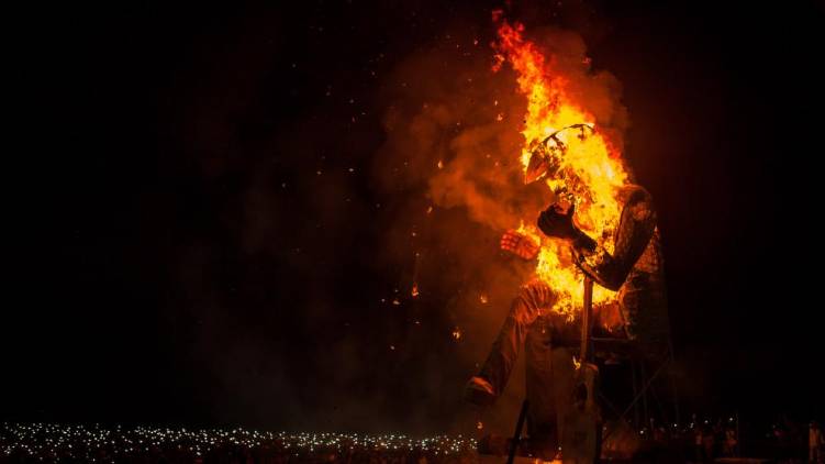 fort kochi pappanji burning