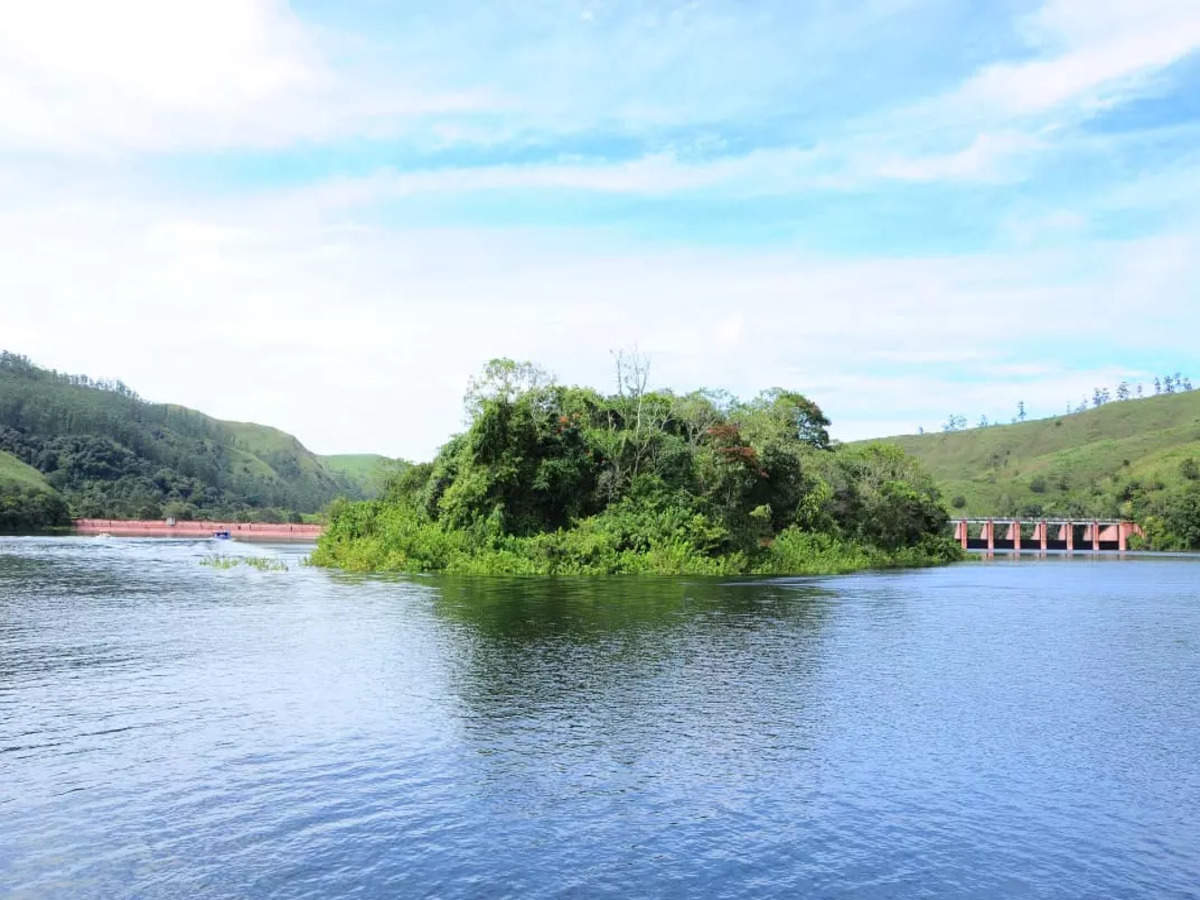 Mullaperiyar dam 9 shutter closed
