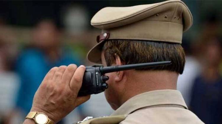 kakkanad flat police raid