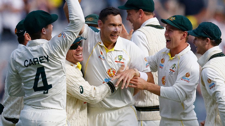 ashes test england wickets