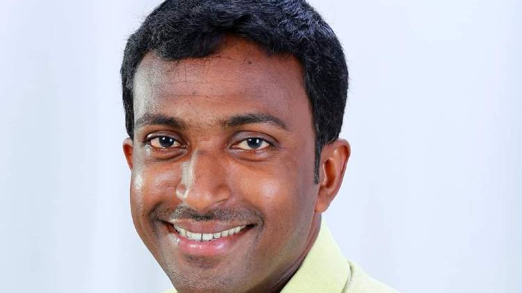 sdpi state secretary stabbed