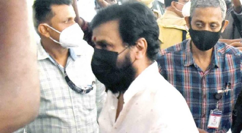 actress attack vyasan dileep