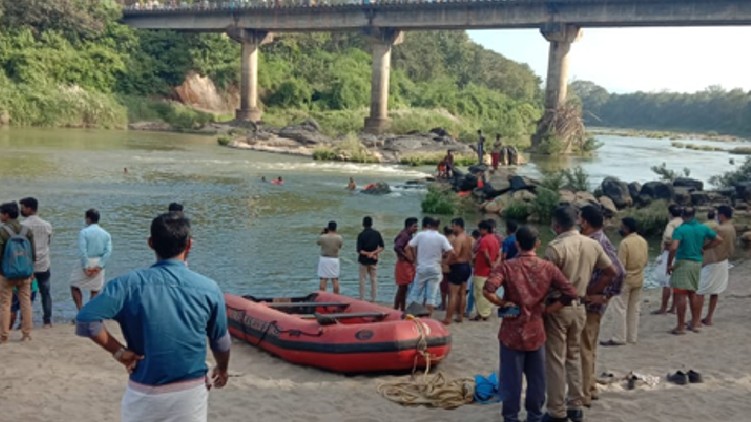 chaliyar river
