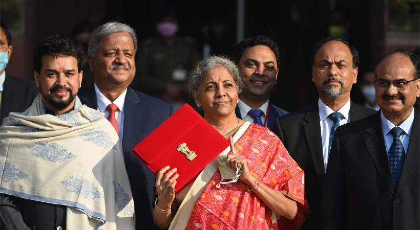 nirmala sitharaman first full time fm