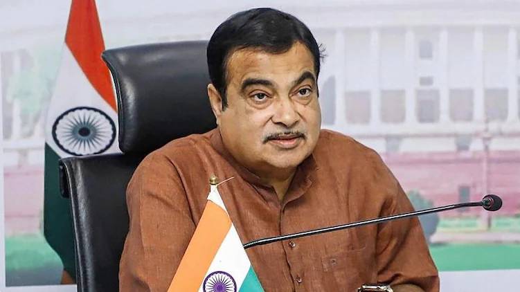 nithin gadkari tests covid positive