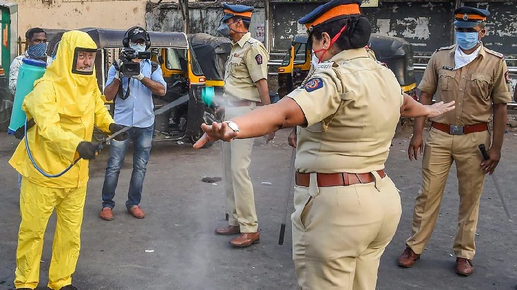 covid mumbai police