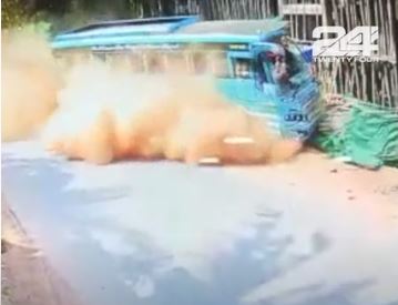 kannur bus accident video