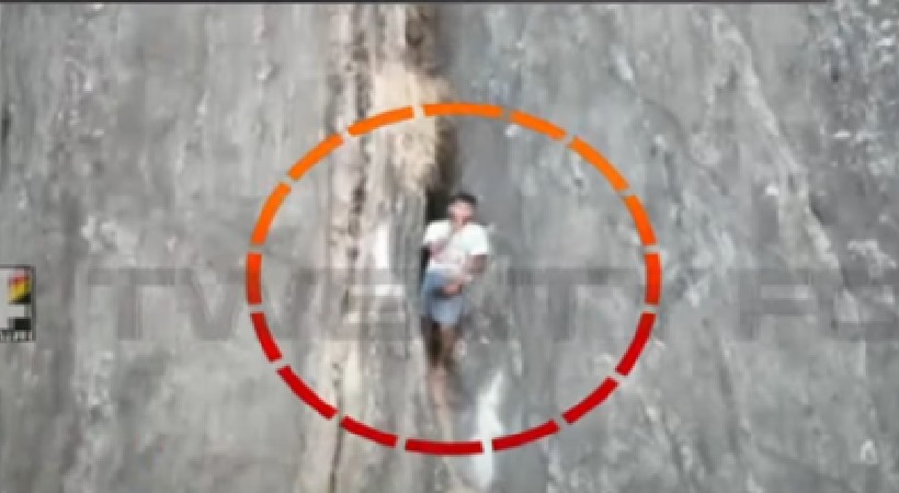 babu rescue new visuals