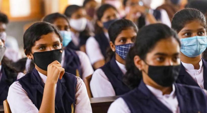 kerala schools function normal today
