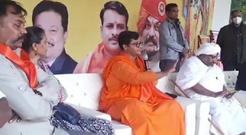BJP Pragya Thakur Hijab