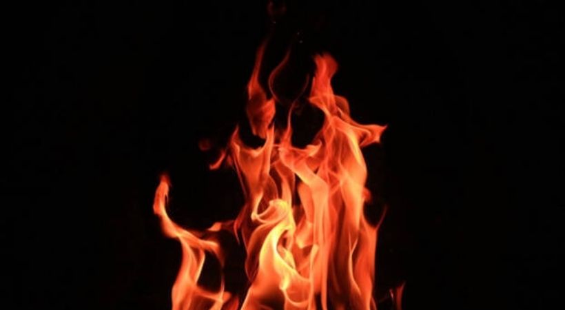 men suicide with fire nadapuram