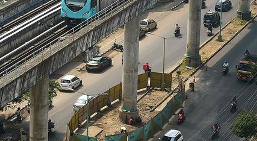 kochi metro pillar strengthening today