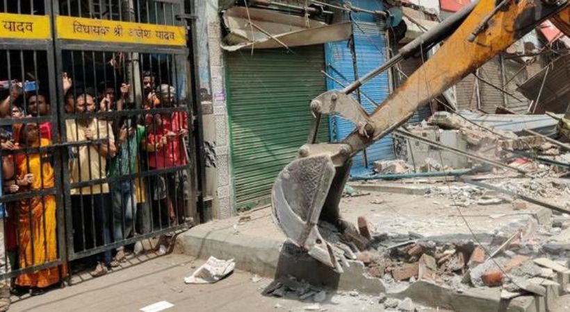 demolition work resumes in delhi says mayor