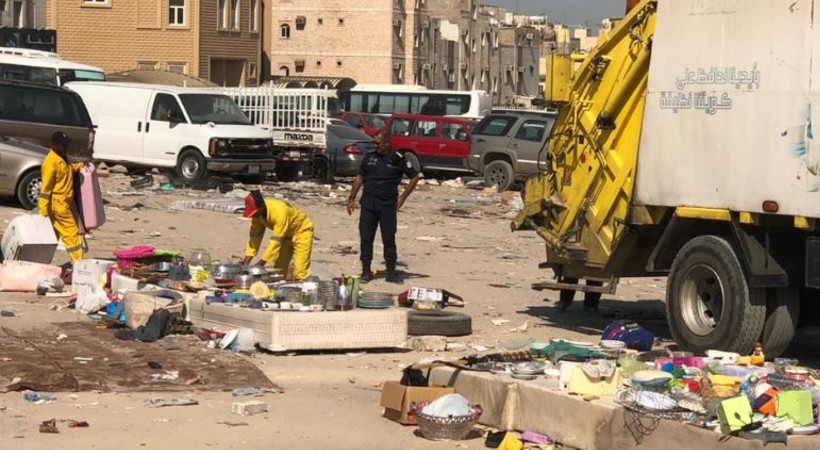 kuwait authorities against street hawkers