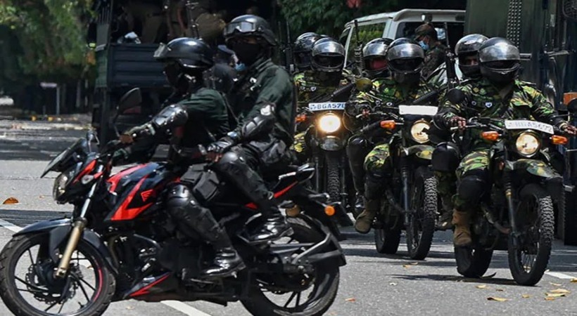 soldiers-on-bikes-vs-cops-at-protests-in-sri-lanka