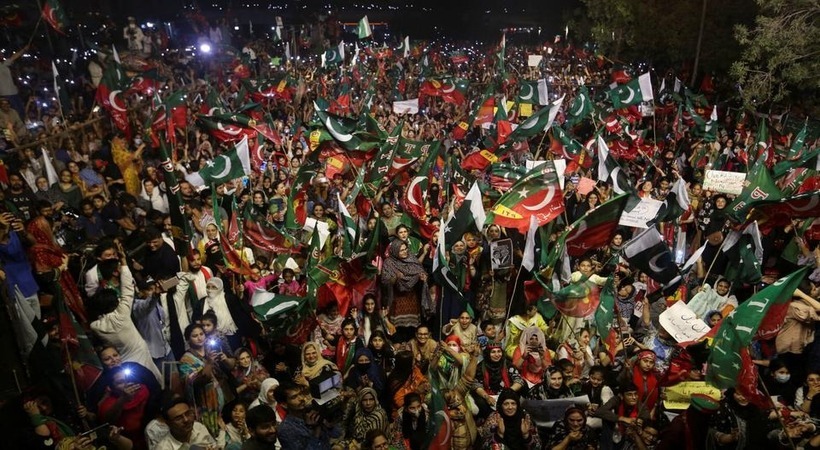 pakistan political crisis