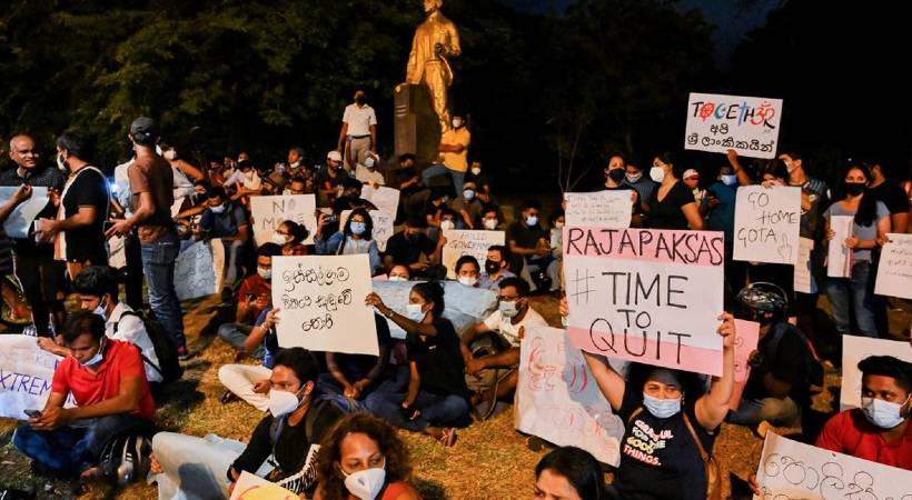 curfew declared in srilanka