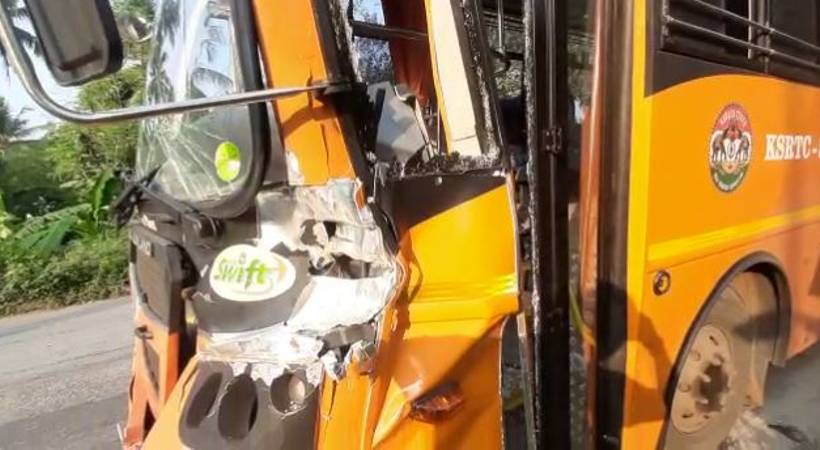 ksrtc swift bus met with accident thamarassery