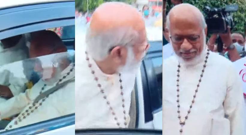 mar george alancherry reached church for palm sunday