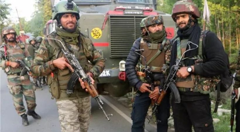 police officer shot by terrorist in Pulwama