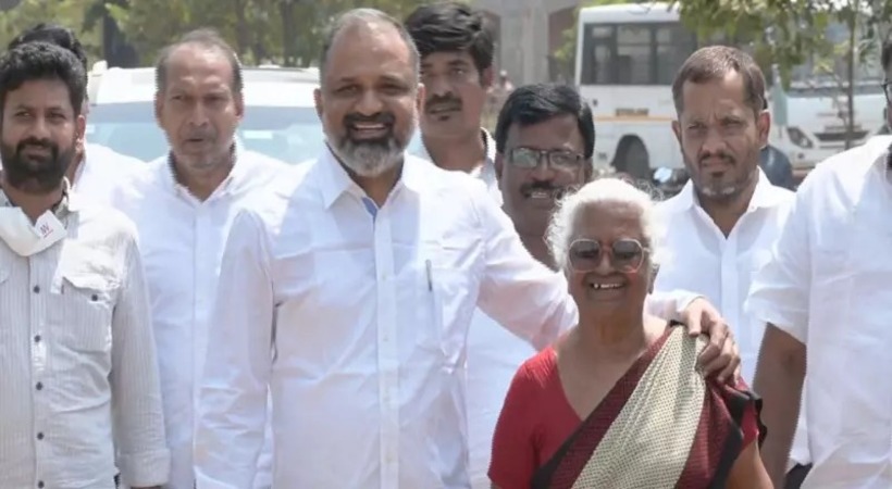 My hope was my mother A G Perarivalan writes