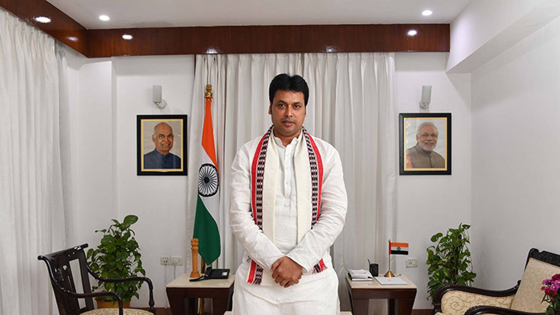 biplab kumar deb resigns