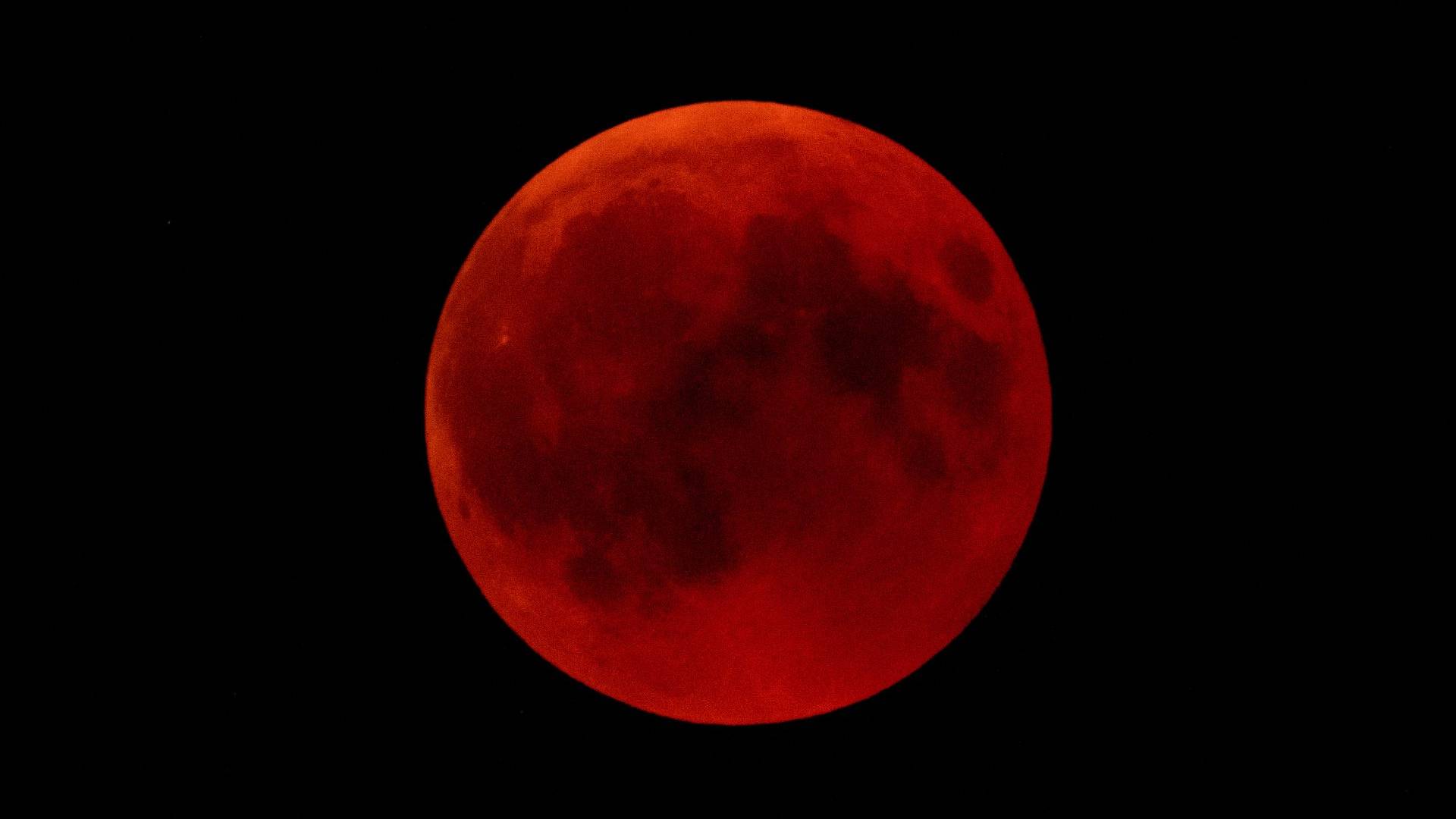 blood moon today