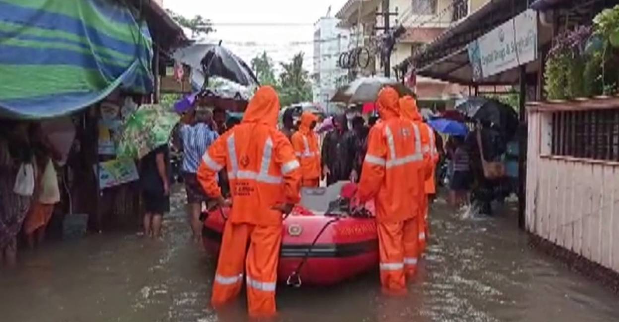 flood in kalamassery