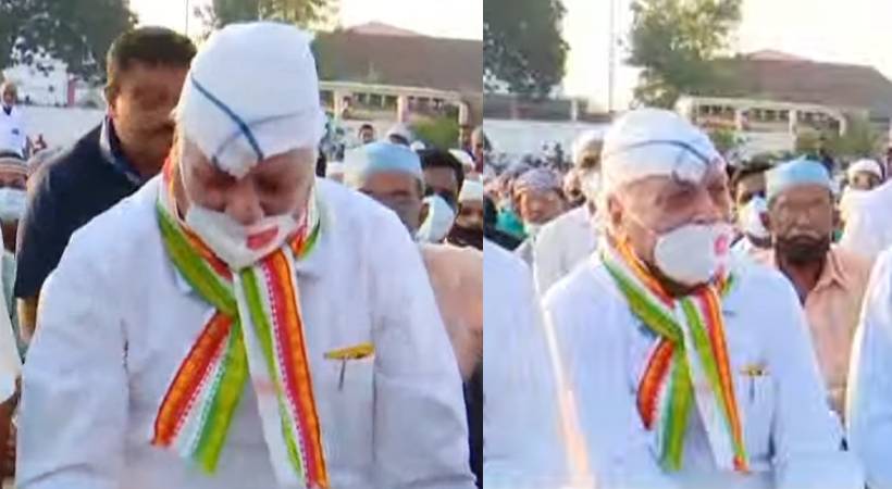 governor takes part in eidgah