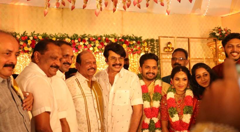 mammooty takes part in k surendran son marriage