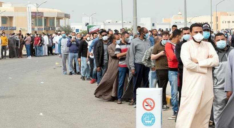 10000 expats deported Kuwait