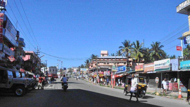 hartal at sultan bathery regards with sc order on buffer zone near forest