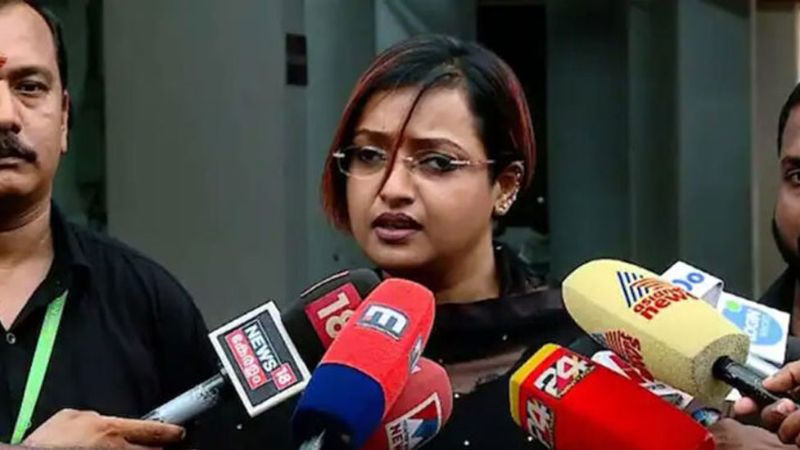 notice to swapna suresh for questioning
