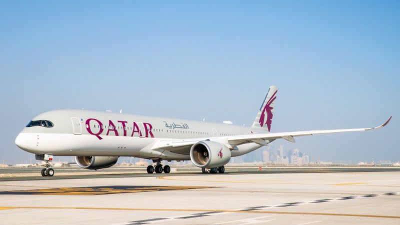 qatar airways posts record profits
