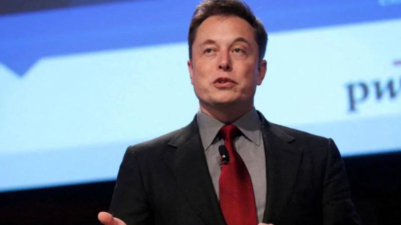 elon musk speaking to twitter employees