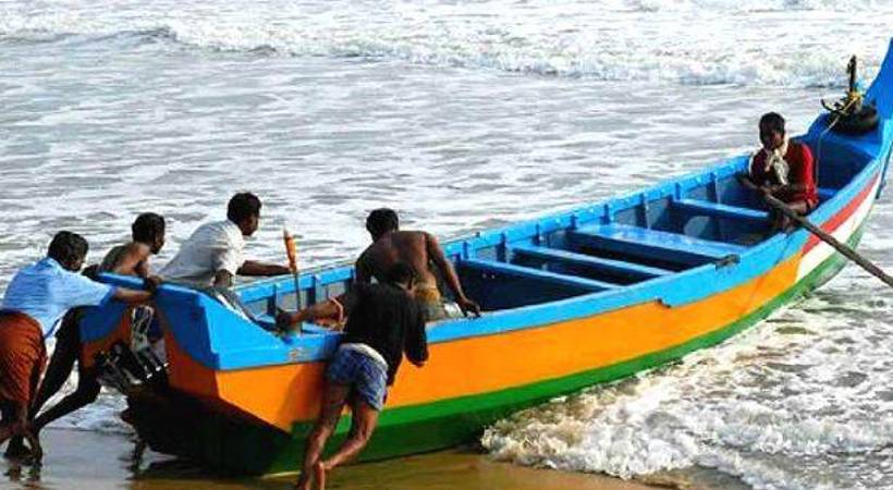 no ban on traditional boats during the trolling ban