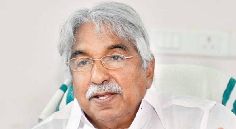 SFI violence Pinarayi's stand is doubtful; Oommen Chandy