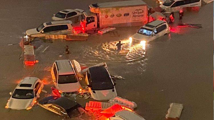 Heavy rains in UAE