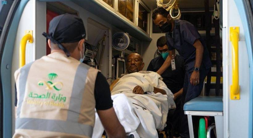 hospitalized pilgrims Madinah to Makkah
