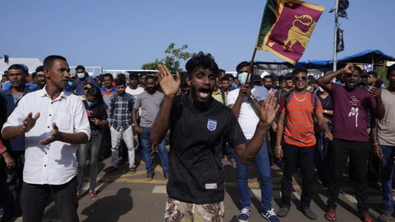 sri lanka declares state of emergency