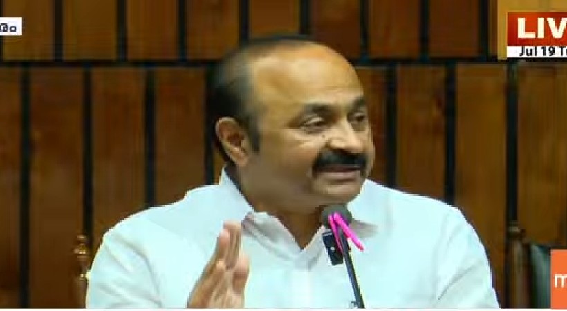 vd satheesan on ks sabarinathan