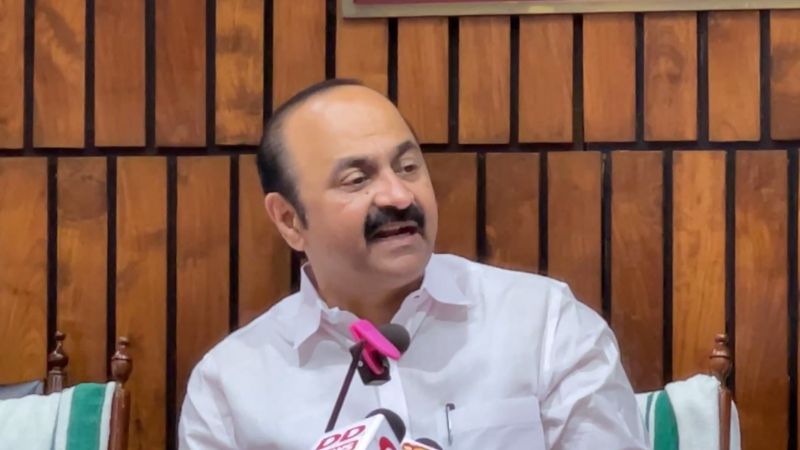 vd satheesan reacted to ks sabarinathan's arrest