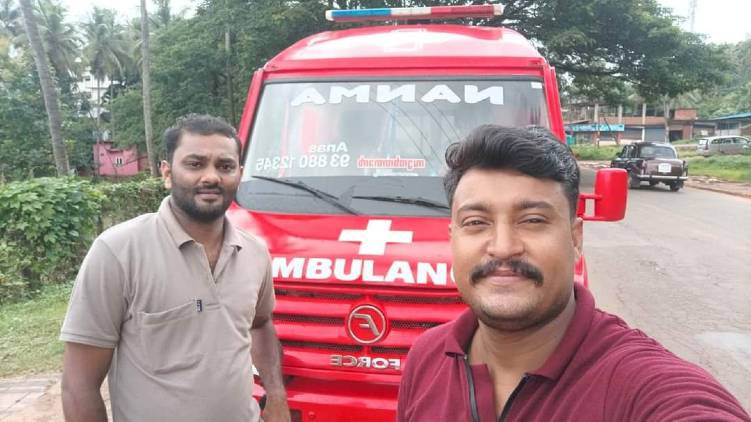 Nanma ambulance save baby