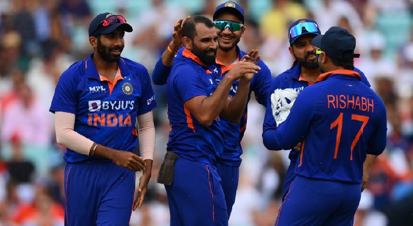 mohammed shami jasprit bumrah records