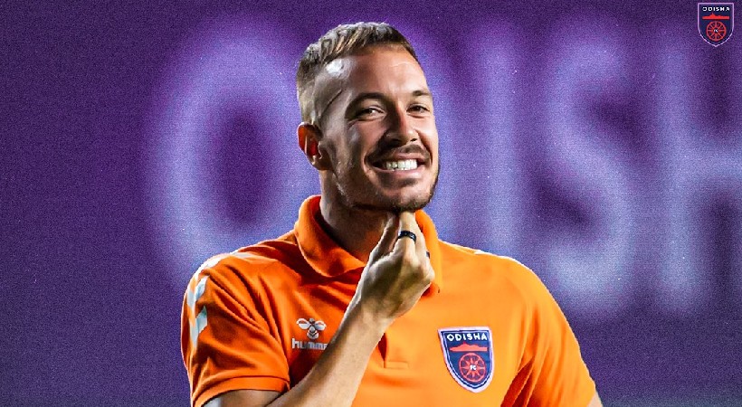kerala blasters signed Victor Mongil