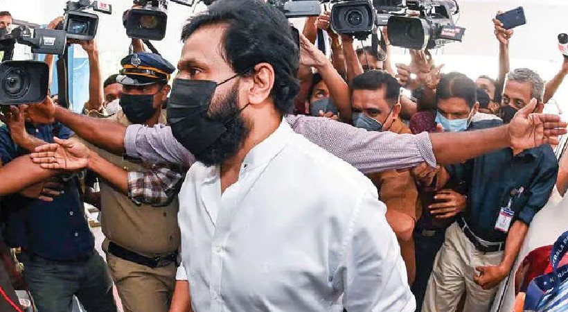 actress attack cases dileep