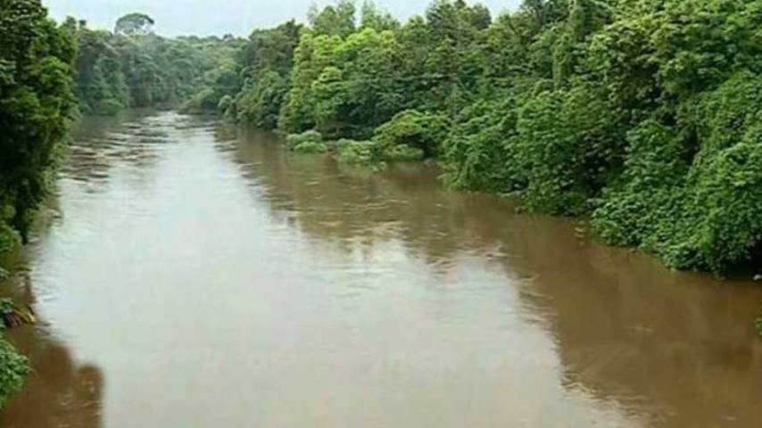 Water Commission with warning in 9 rivers